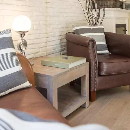 Holiday home Romantisches Fischerhaus Am Meer, 200 M Vom Strand, Barcelona Premia De Mar
